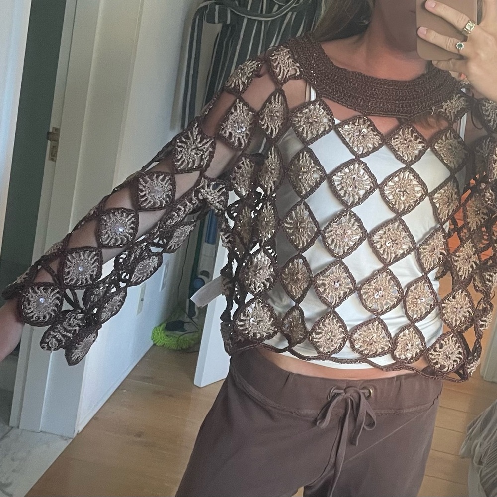 Zara brown long sleeve crochet top size Small